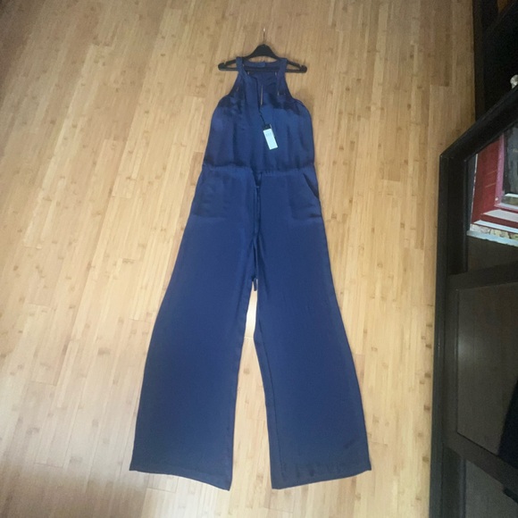 BCBG MAXARIA Calhoun Woman’s navy blue Haltertop Jumpsuit.Size Medium. NWT - Picture 13 of 16